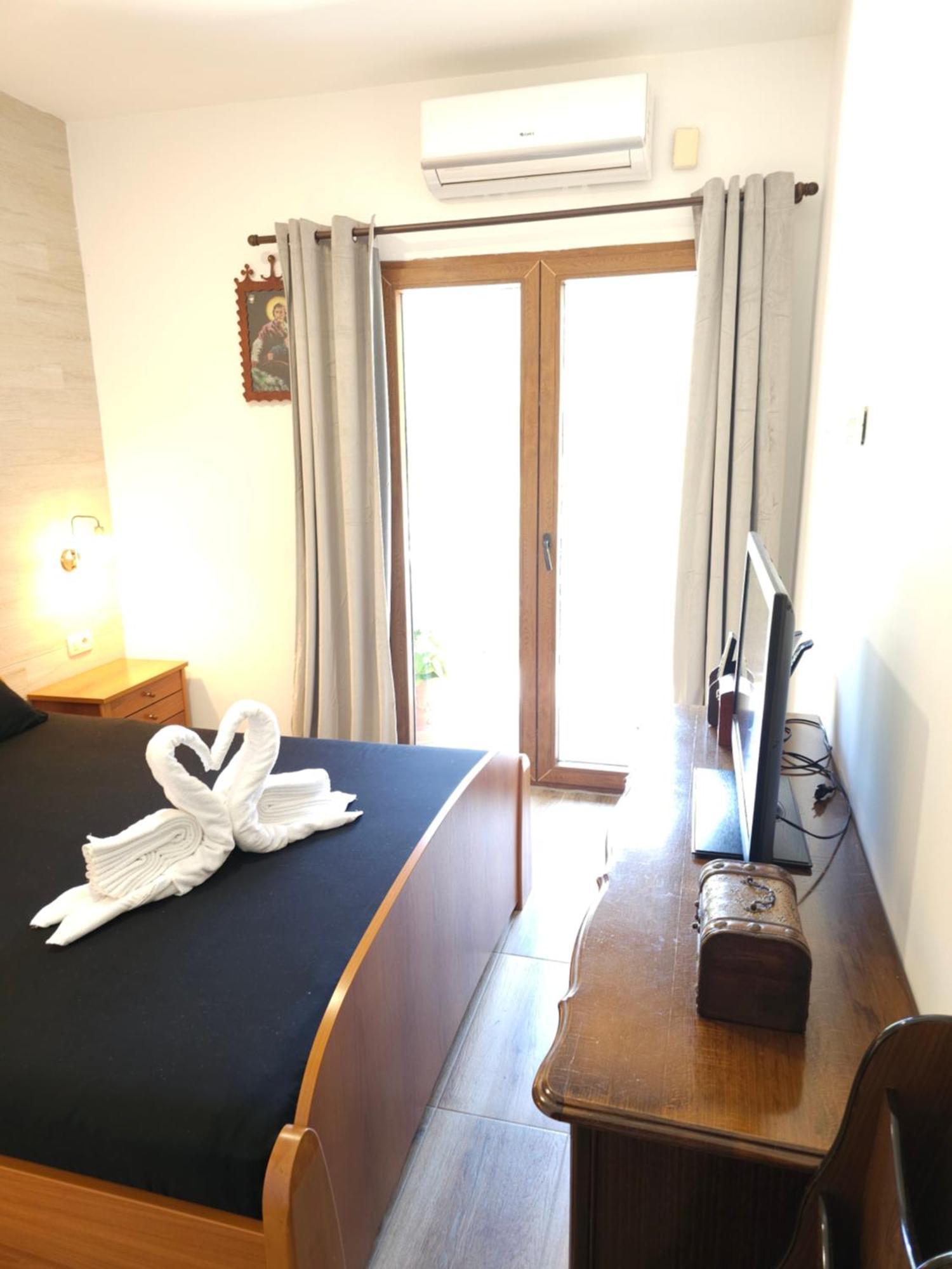 Clive Apartments Cattaro Esterno foto